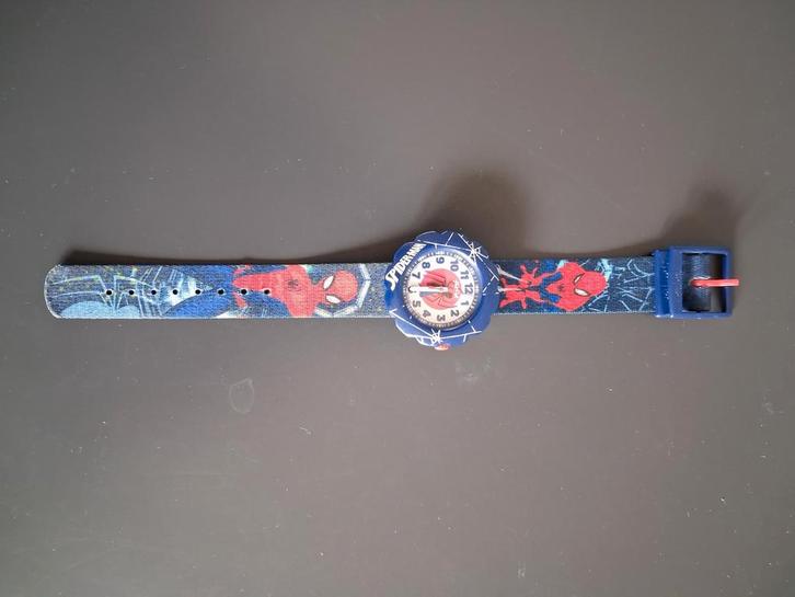 Vintage Flik Flak Spiderman Marvel Horloge Zwitsers, Sieraden, Tassen en Uiterlijk, Horloges | Kinderen, Gebruikt, Jongen, Blauw