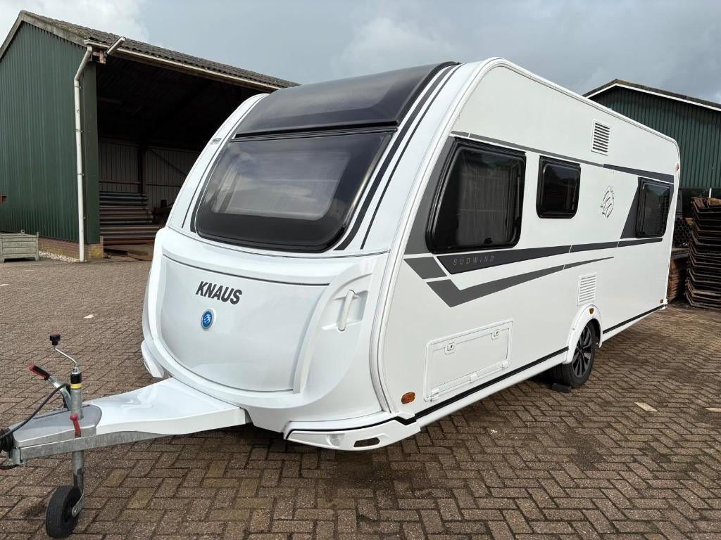 Knaus südwind 540 UE bouwjaar 2019, Caravans en Kamperen, Rondzit, Particulier, Dwarsbed, 5 tot 6 meter
