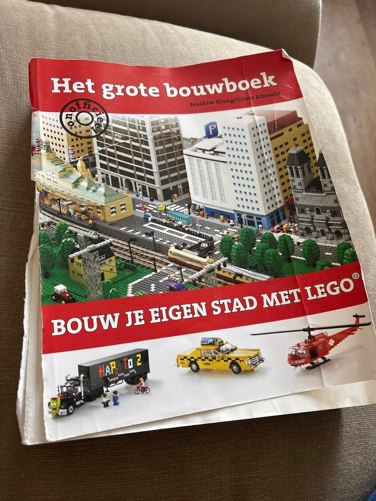 Het Grote Bouwboek: Bouw je eigen stad met LEGO, Kinderen en Baby's, Speelgoed | Bouwstenen, Gebruikt, Overige merken, Ophalen of Verzenden