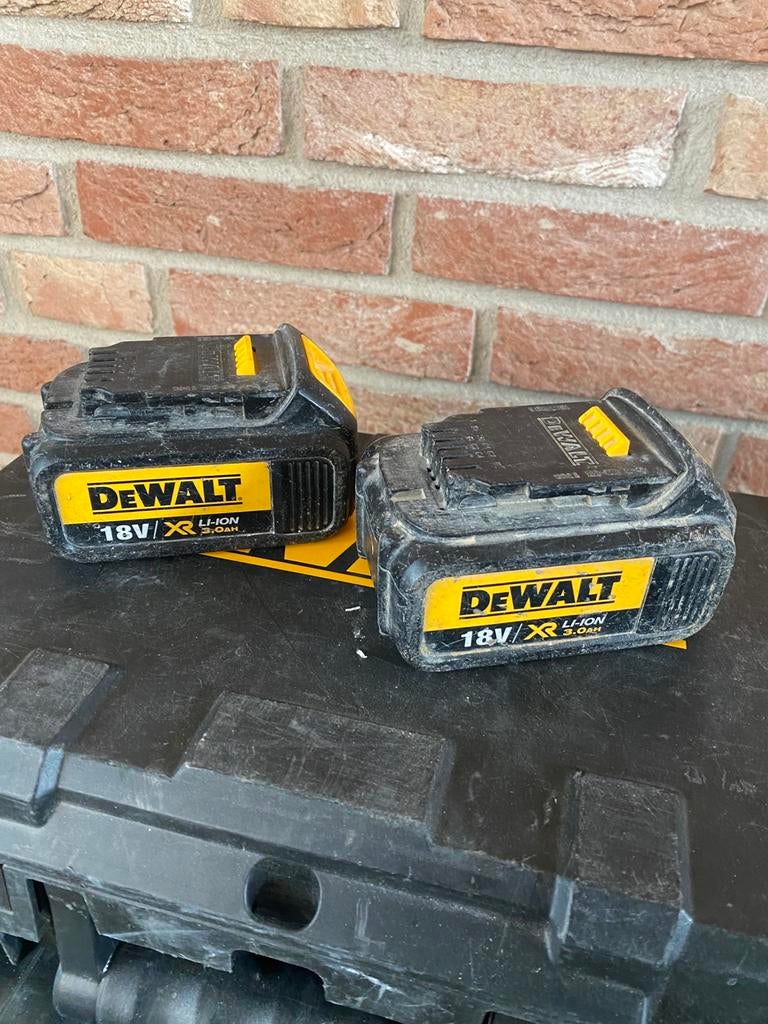2x Accu Dewalt XR Te Koop,, Ophalen of Verzenden, Zo goed als nieuw