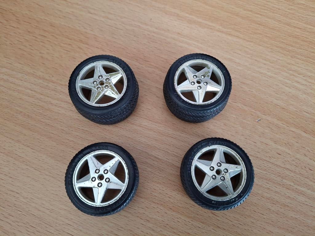 Set wielen 1:18, Ophalen of Verzenden, Gebruikt, Auto's