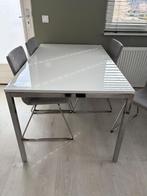 Hoogglans witte eettafel met 4 stoelen, Huis en Inrichting, Tafels | Eettafels, Ophalen, 100 tot 150 cm, 50 tot 100 cm, Zo goed als nieuw