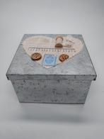 Leuk metalen naaidoosje, Ophalen of Verzenden, Zo goed als nieuw, Materiaal
