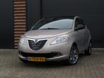 Lancia Ypsilon 0.9 TwinAir Automaat Platinum Airco Cr-Contro, Auto's, Lancia, Beige, Bedrijf, 26 km/l, USB