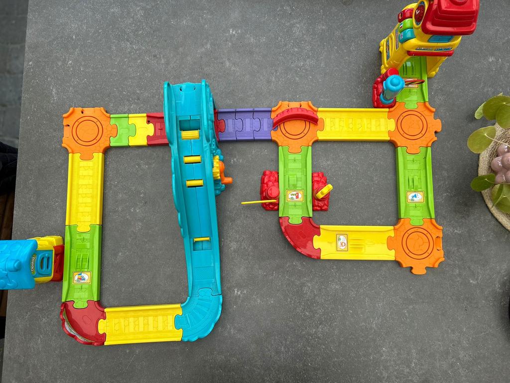 VTech Toet Toet Treinbaan met diverse voertuigen, Ophalen, Gebruikt
