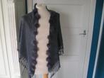 Prachtige Grijze Nieuwe Sjaal, Ophalen of Verzenden, Nieuw, Maat 42/44 (L), Sjaal
