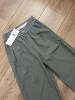 Alo Yoga Sportbroek Maat M, Maat 38/40 (M), Nieuw, Ophalen of Verzenden, Grijs