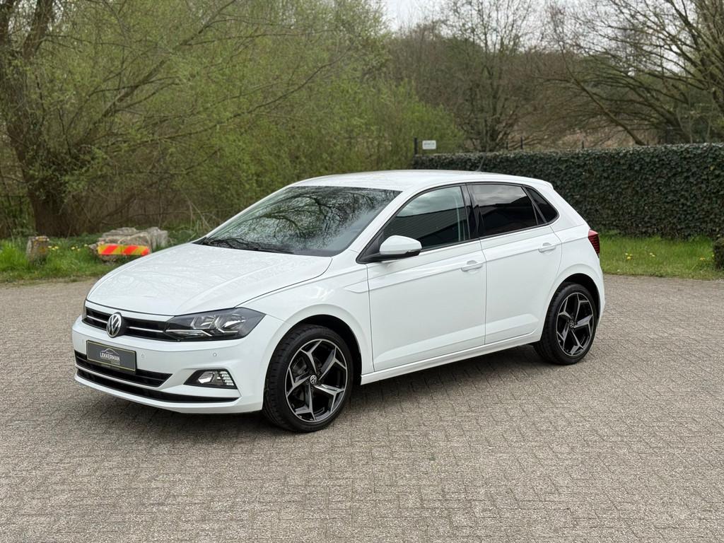 Volkswagen Polo 1.0 High Line R-LINE VELGEN I CARPLAY I PDC, Auto's, Volkswagen, 1005 kg, Gebruikt, Lichtsensor, Wit