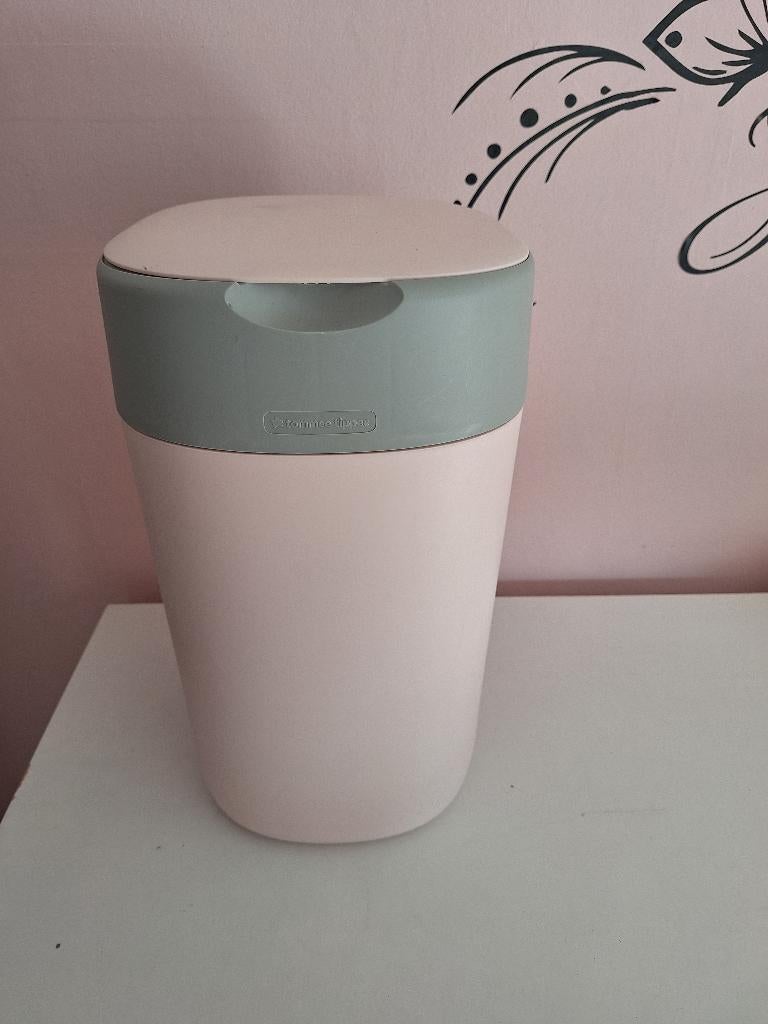 Tommee tippee luieremmer roze ❗️GRATIS❗️, Kinderen en Baby's, Badjes en Verzorging, Ophalen, Zo goed als nieuw, Luieremmer, Overige merken