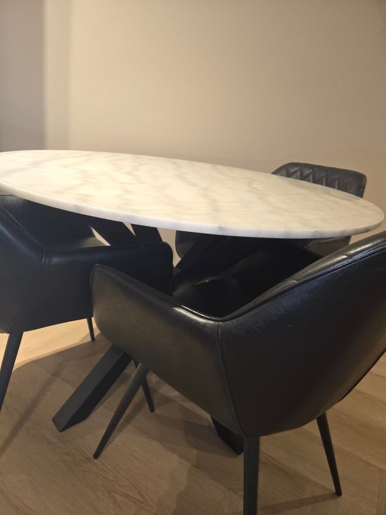 Marmeren Eettafel 120 cm + 4 Stoelen (Zwart/Antraciet), 100 tot 150 cm, Overige materialen, Ophalen of Verzenden, Zo goed als nieuw
