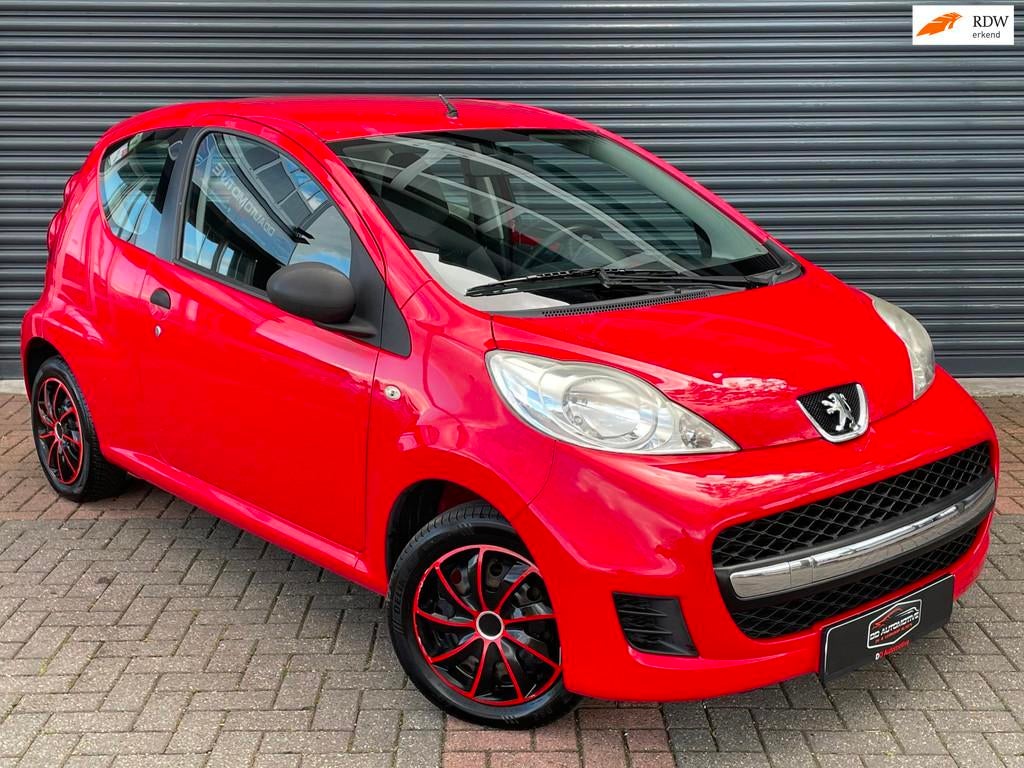 Peugeot 107 1.0-12V XR Nieuwe APK, Auto's, Peugeot, Voorwielaandrijving, Gebruikt, 4 stoelen, Origineel Nederlands