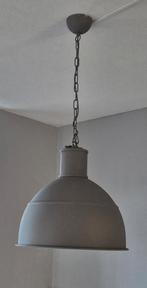 Hanglamp grijs., Huis en Inrichting, Ophalen, Overige materialen, Gebruikt, 50 tot 75 cm