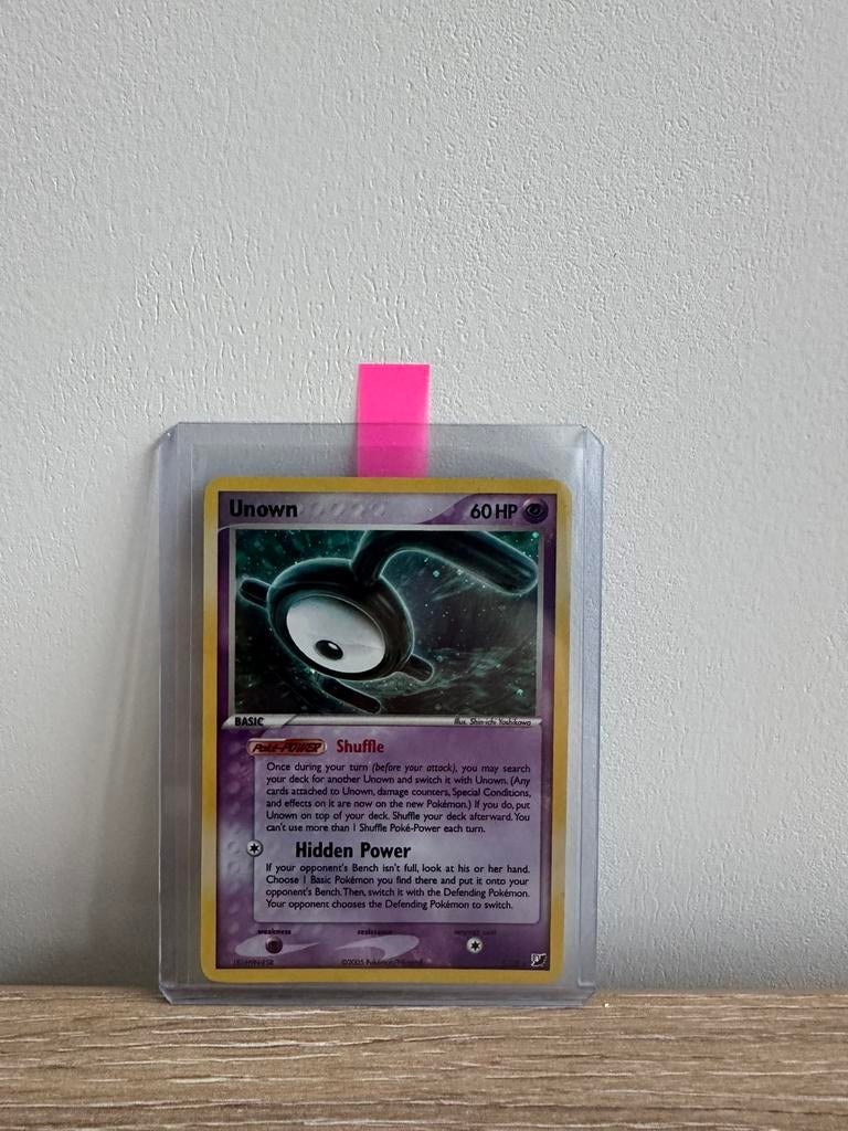Unown (E) E/28 Unseen Forces Holo met Swirl, Ophalen of Verzenden, Zo goed als nieuw, Losse kaart, Foil