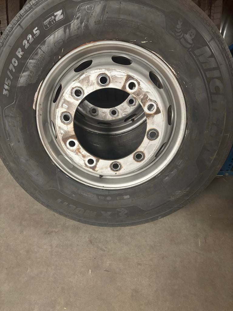 2x Michelin X Multi Z voorasbanden 315/70R22.5 Nieuw, Ophalen of Verzenden, Nieuw, Overige merken, Overige Auto-onderdelen