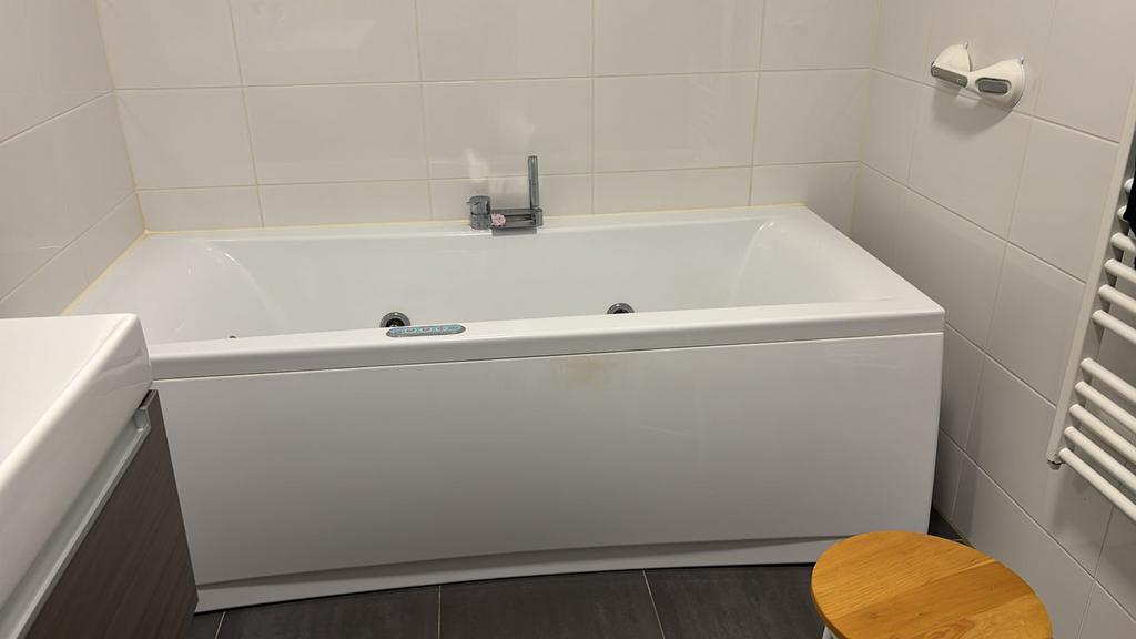 Novellini Elysium Whirlpool met lucht en water massage, Ophalen, Gebruikt, Bad