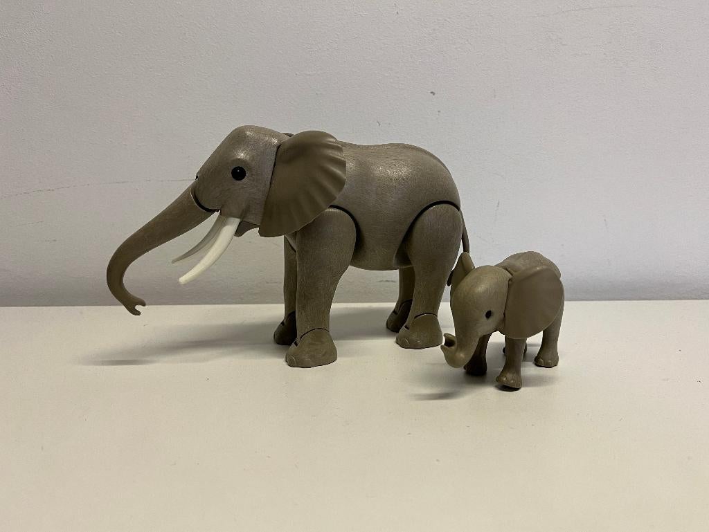 Dieren 111: Olifant Jong Dierentuin Circus Safari 3493 3046, Ophalen of Verzenden, Gebruikt, Los playmobil