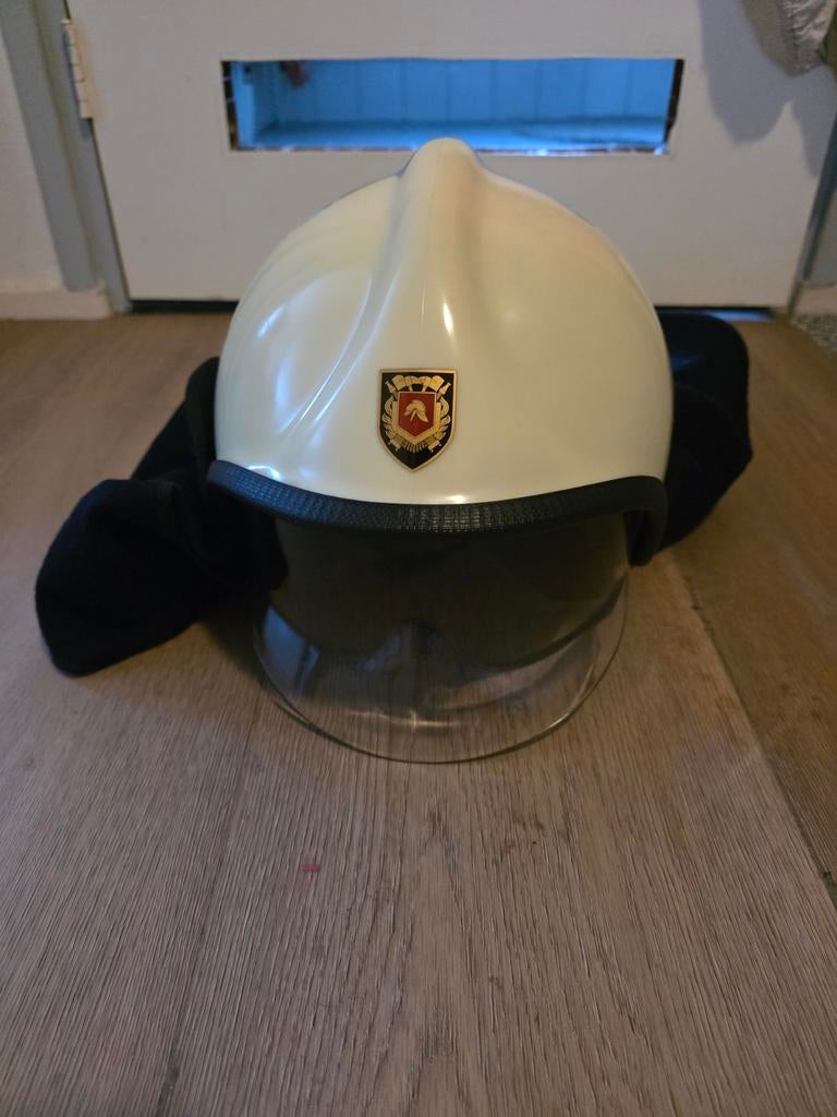 Nieuwe Oostenrijkse Brandweerhelm - Verzamelitem, Ophalen of Verzenden