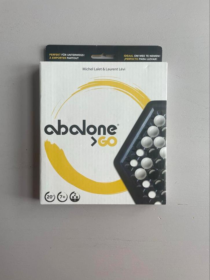 Abalone Go, Hobby en Vrije tijd, Gezelschapsspellen | Bordspellen, Zo goed als nieuw, Een of twee spelers, Reisspel, Ophalen of Verzenden