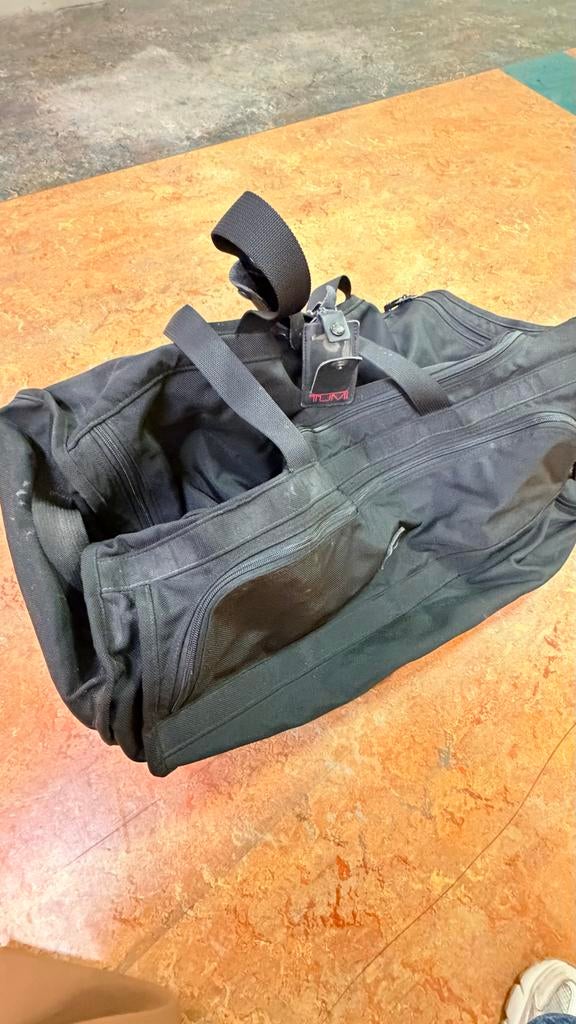 Tumi Reistas - Zwart en Duurzaam, Gebruikt, 20 tot 30 cm, Zwart, 60 tot 80 cm