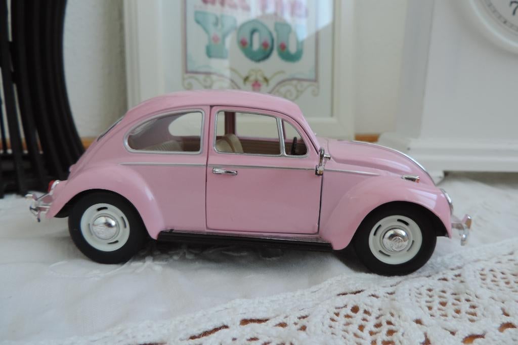 Roze Volkswagen Classical Beetle 1/24, Ophalen of Verzenden, Nieuw