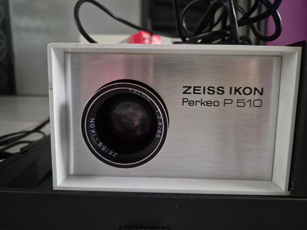 Zeiss Ikon Perkeo P 510 diaprojector, Audio, Tv en Foto, Ophalen of Verzenden