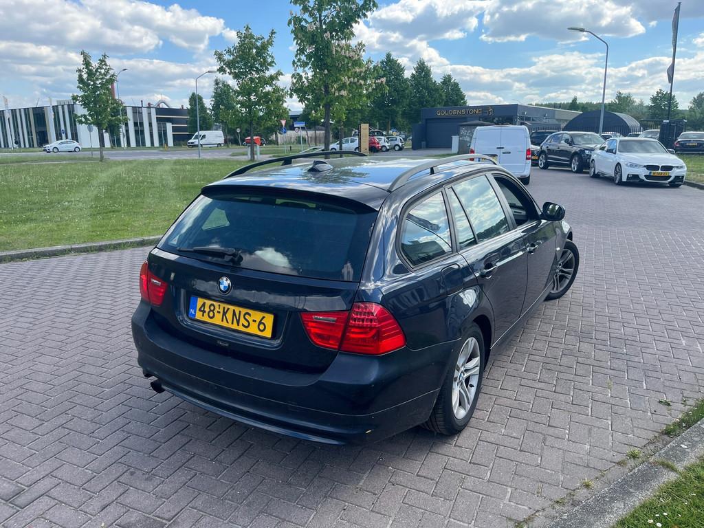 BMW 3-serie Touring 318i Business Line, Auto's, Automaat, Euro 5, Origineel Nederlands, Parkeersensor