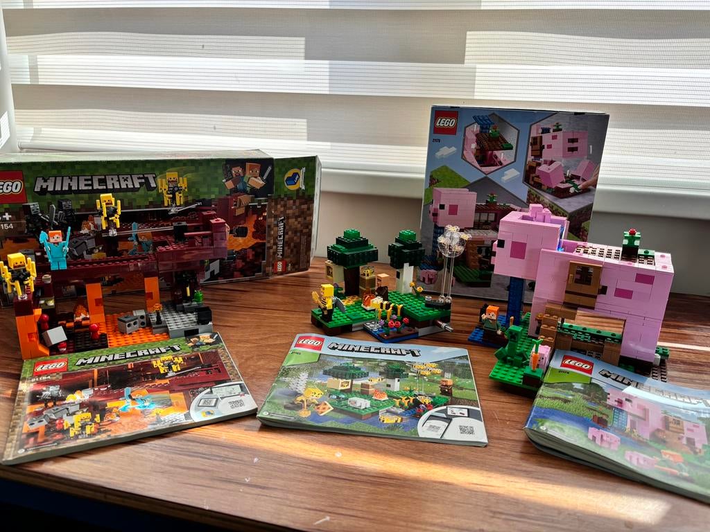 Lego mincraft sets, Kinderen en Baby's, Speelgoed | Duplo en Lego, Ophalen of Verzenden, Gebruikt, Complete set, Lego