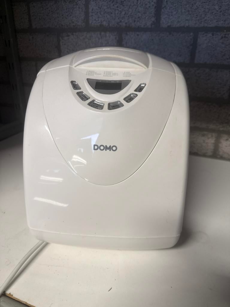 Domo broodbakmachine, Met timer, 800 tot 1200 gram deeg, Ophalen of Verzenden, Gebruikt