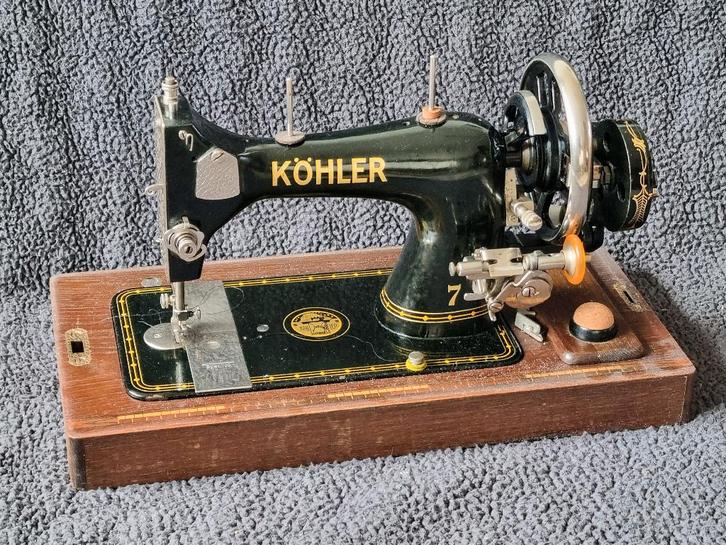 Köhler 7 koffernaaimachine, Antiek en Kunst, Antiek | Naaimachines, Ophalen