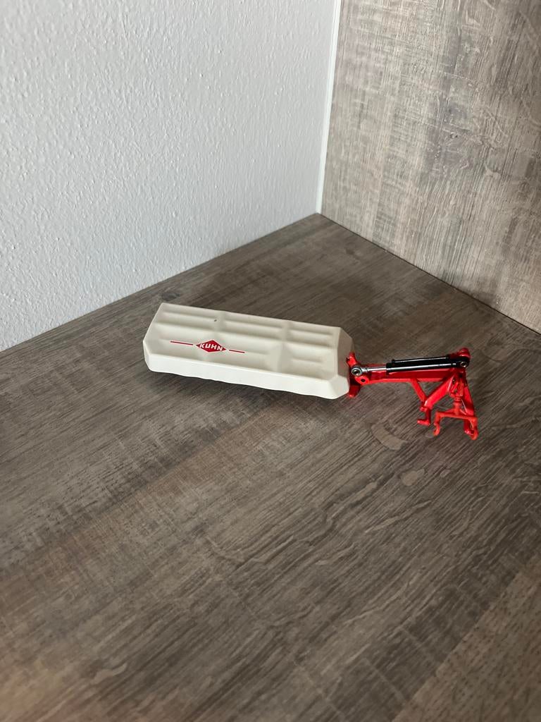 Kuhn maaier model, Overige merken, Gebruikt, 1:32 tot 1:50, Overige typen