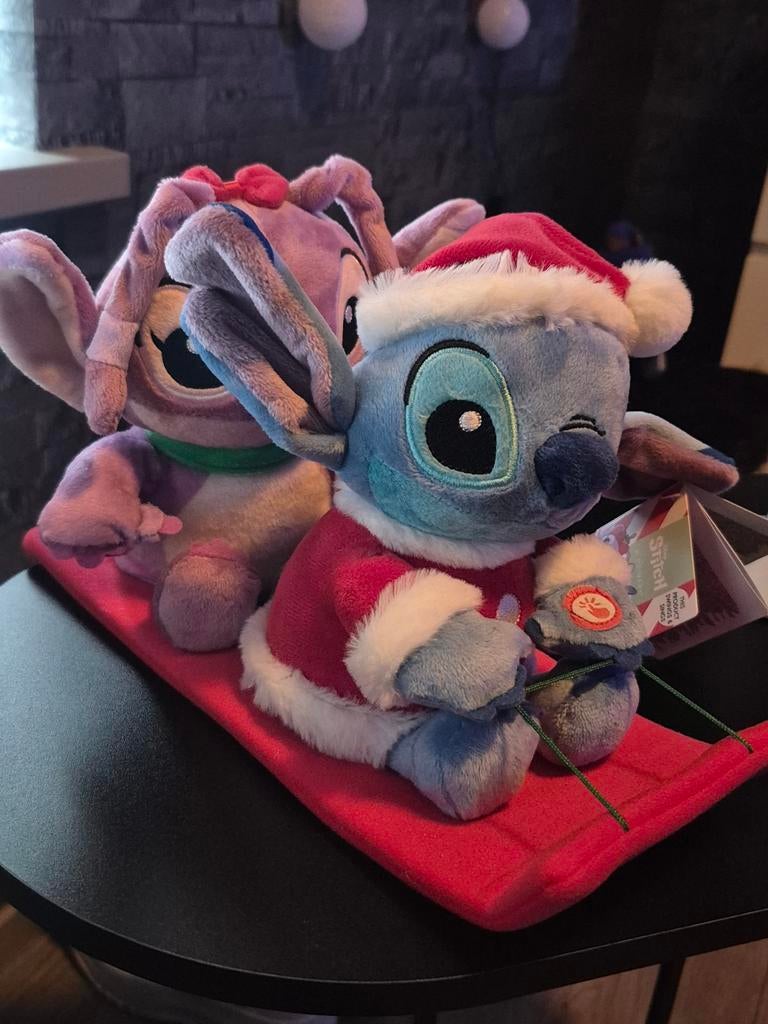 Superleuke bewegende Stitch en Angel met kerst deuntje:), Verzamelen, Disney, Ophalen, Overige figuren, Nieuw, Beeldje of Figuurtje
