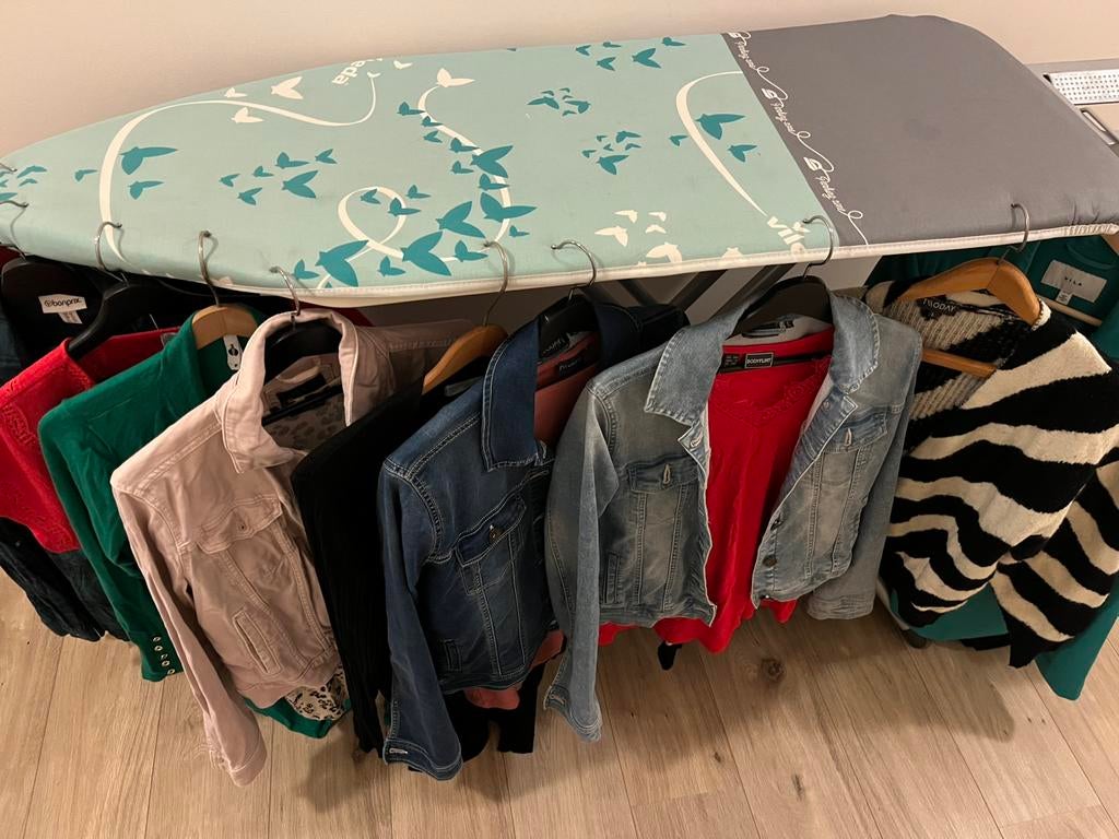 Dames spijkerjasjes, colbertje en vestjes, maat 40/42 / L, Ophalen of Verzenden, Gedragen, Maat 42/44 (L)