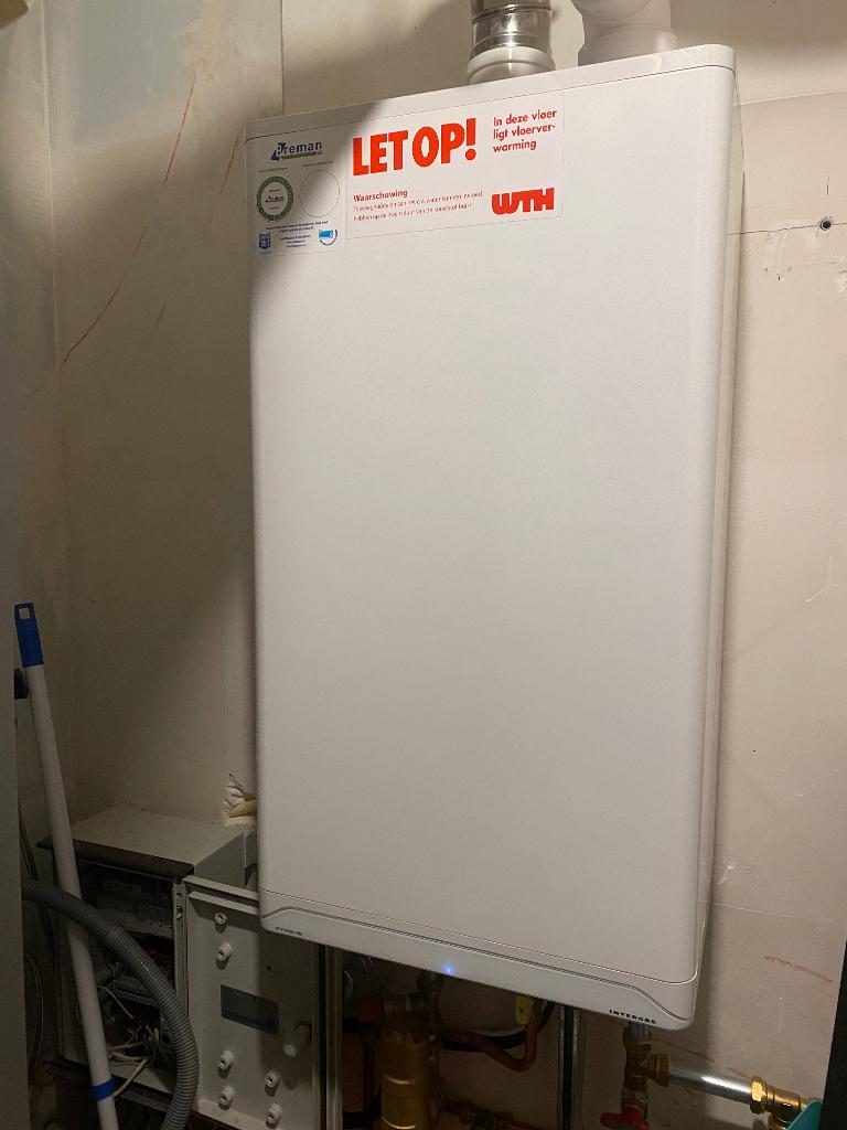 Intergas Xtreme 36 CV ketel, Doe-het-zelf en Verbouw, Verwarming en Radiatoren, Ophalen, 30 tot 80 cm, Hoog rendement (Hr), Cv-ketel of Combi-ketel