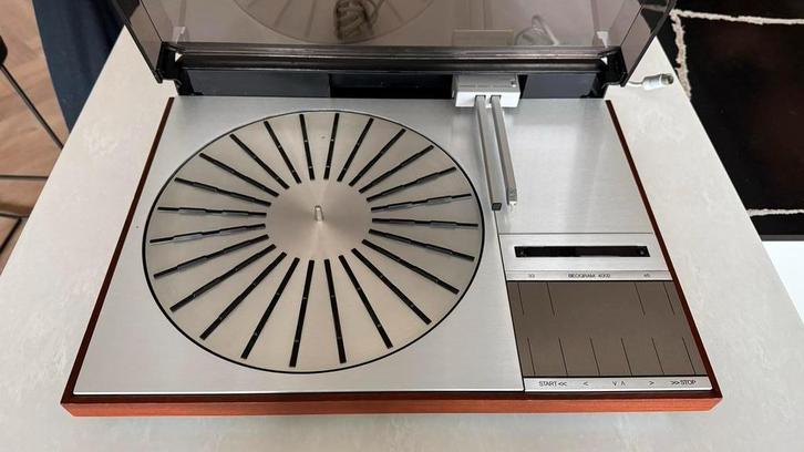 Bang & Olufsen Beogram 4002 Platenspeler, Audio, Tv en Foto, Platenspelers, Gebruikt, Platenspeler, Overige merken, Automatisch