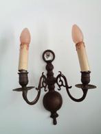 Antieke koperen kroonluchter met 2 armen, wandlamp, Ophalen of Verzenden, Gebruikt