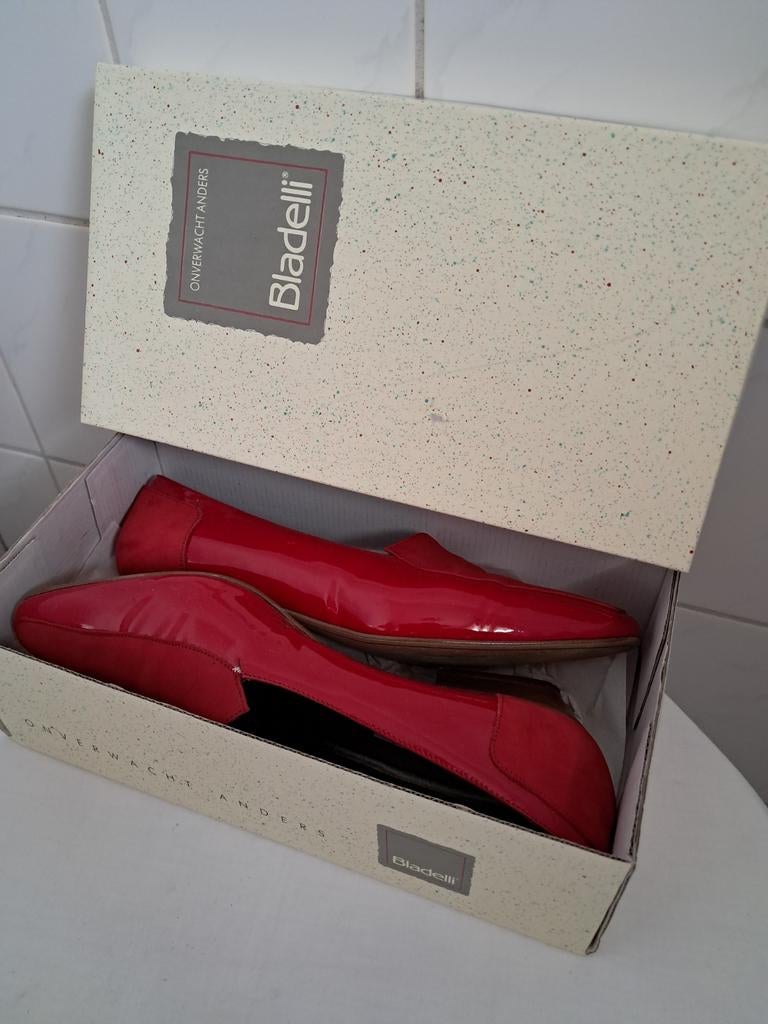 Rode lak schoenen, Ophalen, Rood, Sneakers of Gympen