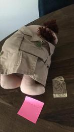 Pop uit Londen potlood venter met regenjas, Ophalen of Verzenden, Zo goed als nieuw, Pop