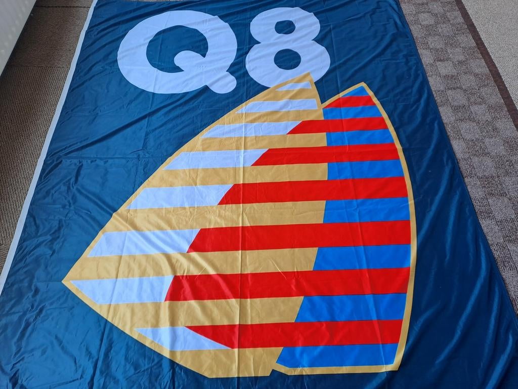 Grote Q8 vlag XXL, Verzamelen, Gebruiksvoorwerp, Ophalen of Verzenden, Zo goed als nieuw, N.v.t