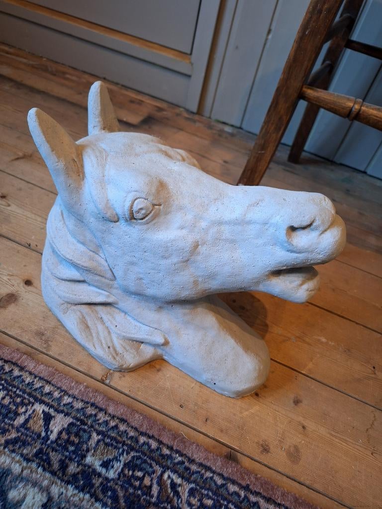 Grote betonnen paardenhoofd, Ophalen of Verzenden
