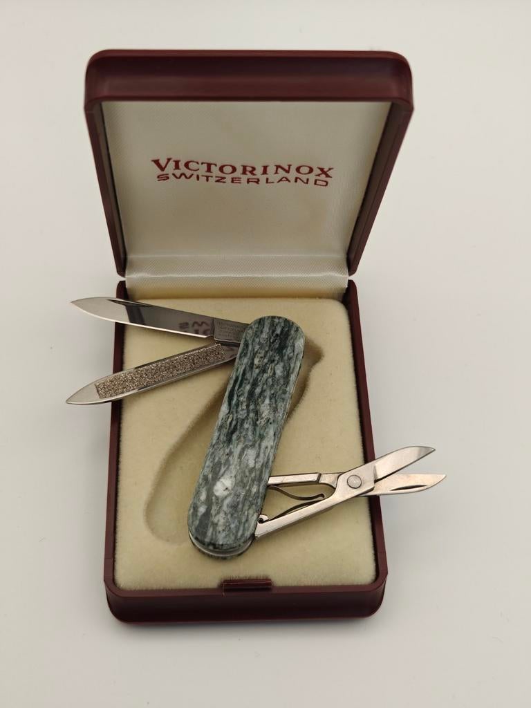 Vintage Victorinox Classic Andeer Granit Rock zakmes, Ophalen of Verzenden