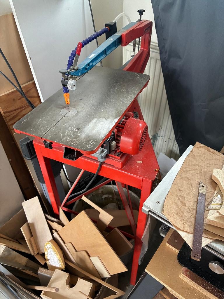 Te koop - topmodel figuurzaag van Hegner - Multicut Quick, Doe-het-zelf en Verbouw, Gereedschap | Zaagmachines, Ophalen, Hegner
