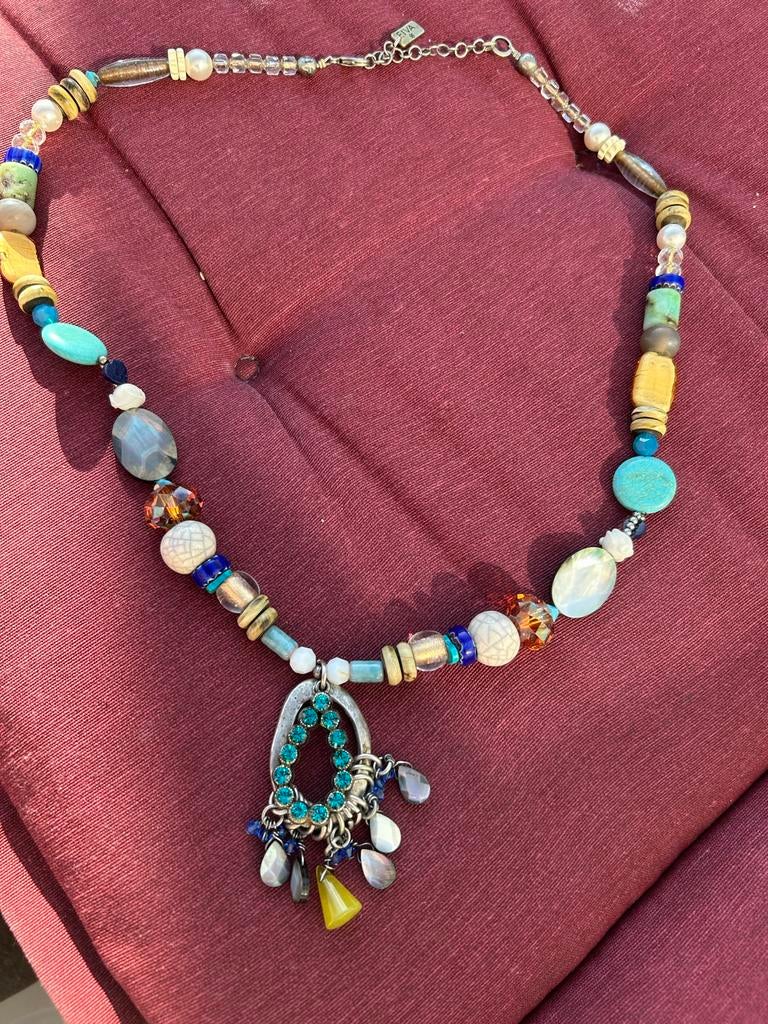 Fiva ketting met kralen en hanger, Sieraden, Tassen en Uiterlijk, Kettingen, Overige kleuren, Ophalen of Verzenden, Zo goed als nieuw