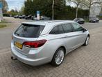 Opel Astra Sports Tourer 1.4 Turbo 120 Jaar Edition, Navi, N, Auto's, Voorwielaandrijving, Stof, Gebruikt, Euro 6