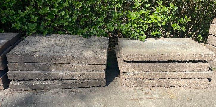 Grind beton tegels 8 stuks gratis, Ophalen, Zo goed als nieuw, Beton, Terrastegels