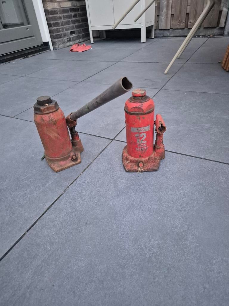 Set van 2 robuuste potkrikken - 12 ton en 2 ton, Ophalen