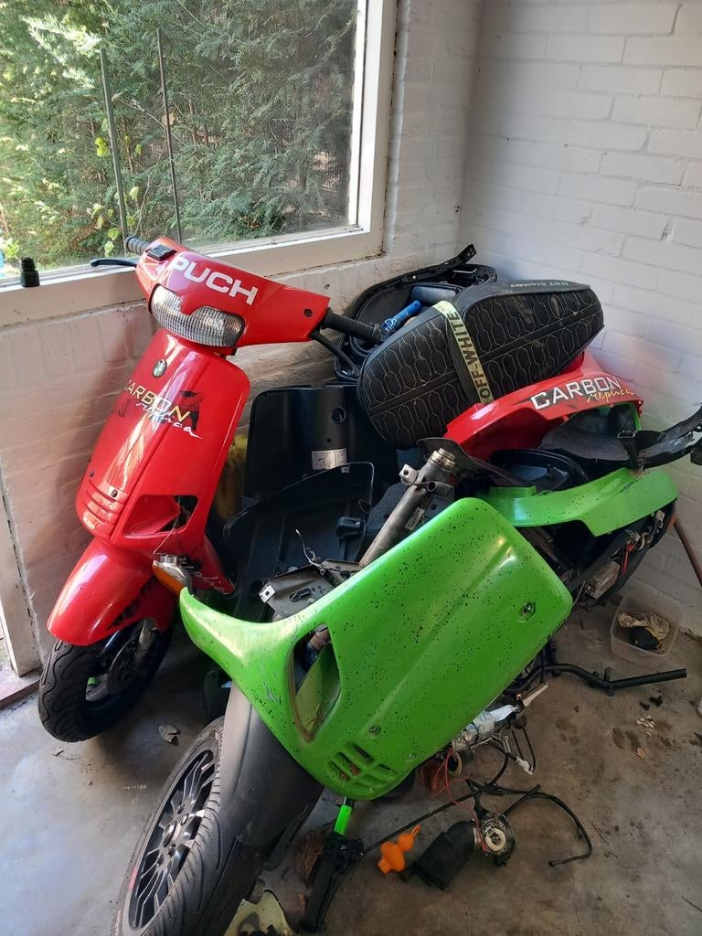 2x Puch Zip in onderdelen - Rood (Duits) & Groen (WOK), Ophalen of Verzenden