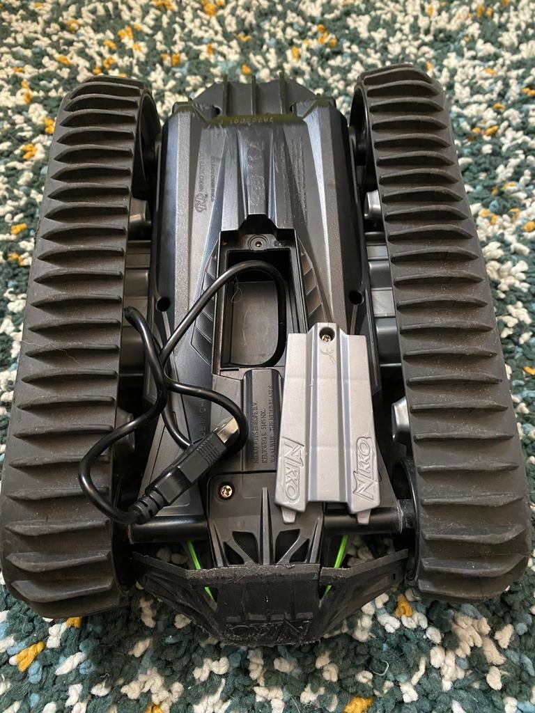 Bestuurbare auto met rupsbanden en afstandsbediening, Elektro, Gebruikt, Auto offroad, Ophalen of Verzenden