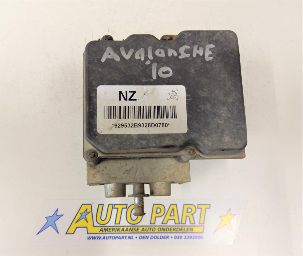 Chevrolet Avalanche ABS pomp 2009-2013, Gebruikt, Info@gm.com, Ophalen of Verzenden, Chevrolet