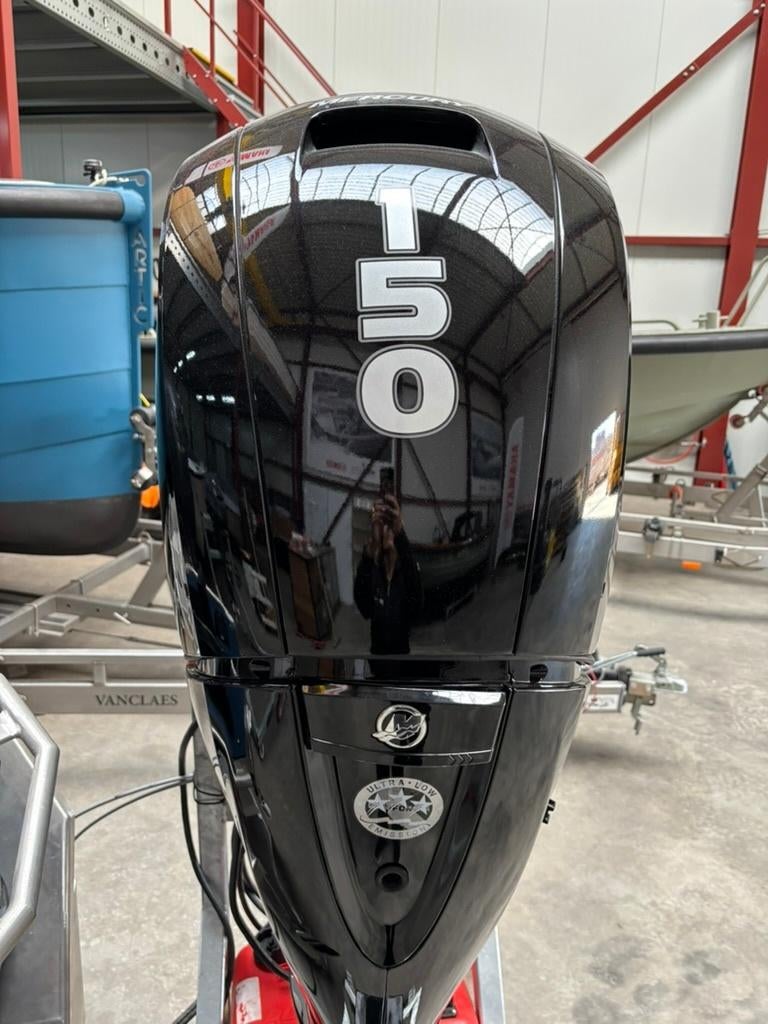 Mercury F150 buitenboordmotor ; nieuw in de doos, Watersport en Boten, Buiten- en Binnenboordmotoren, Ophalen, Nieuw, 30 pk of meer