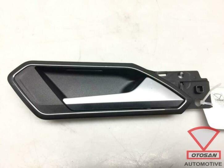 vw tiguan 5na 2018 handgreep rechts achter 5na839020d, Auto-onderdelen, Gebruikt, Volkswagen, Volkswagen AG, Berliner Ring 2
38440  Wolfsburg, DE